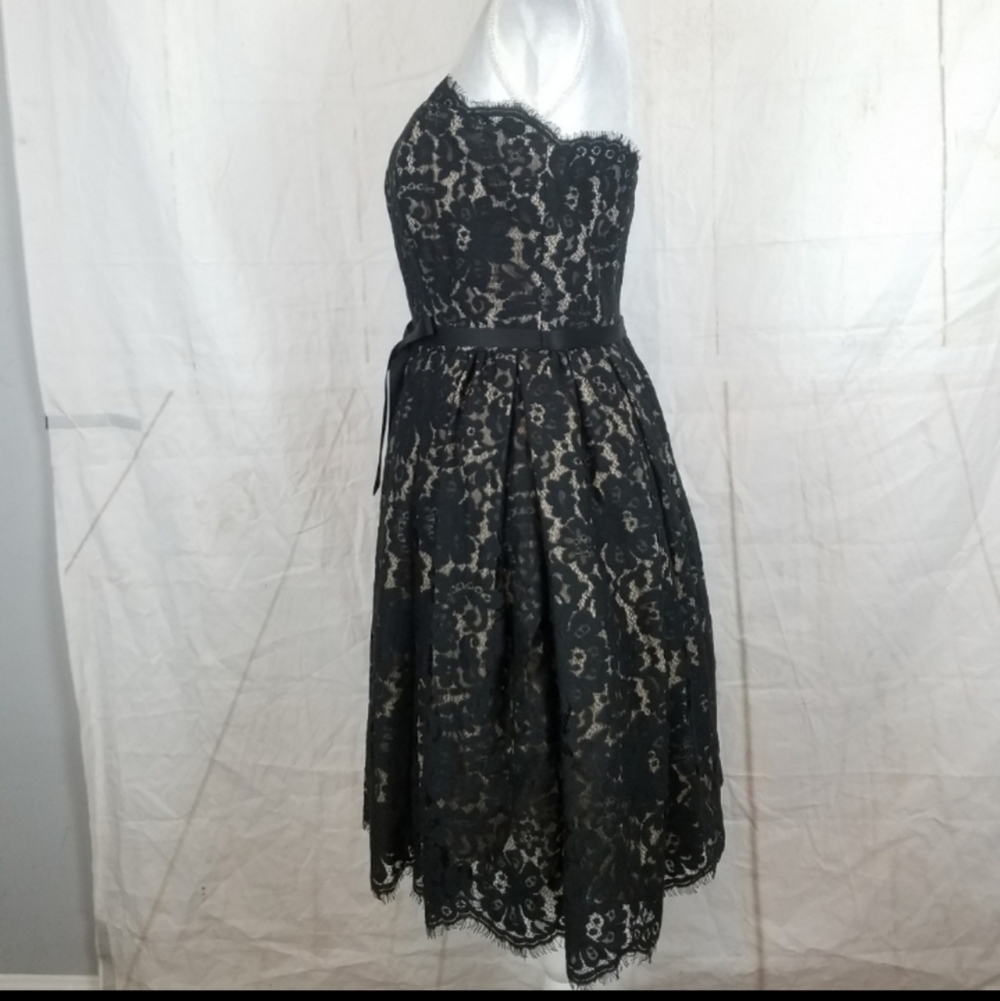 Robert Rodriguez for Neiman Marcus strapless lace special occasion dress - Picture 5 of 12